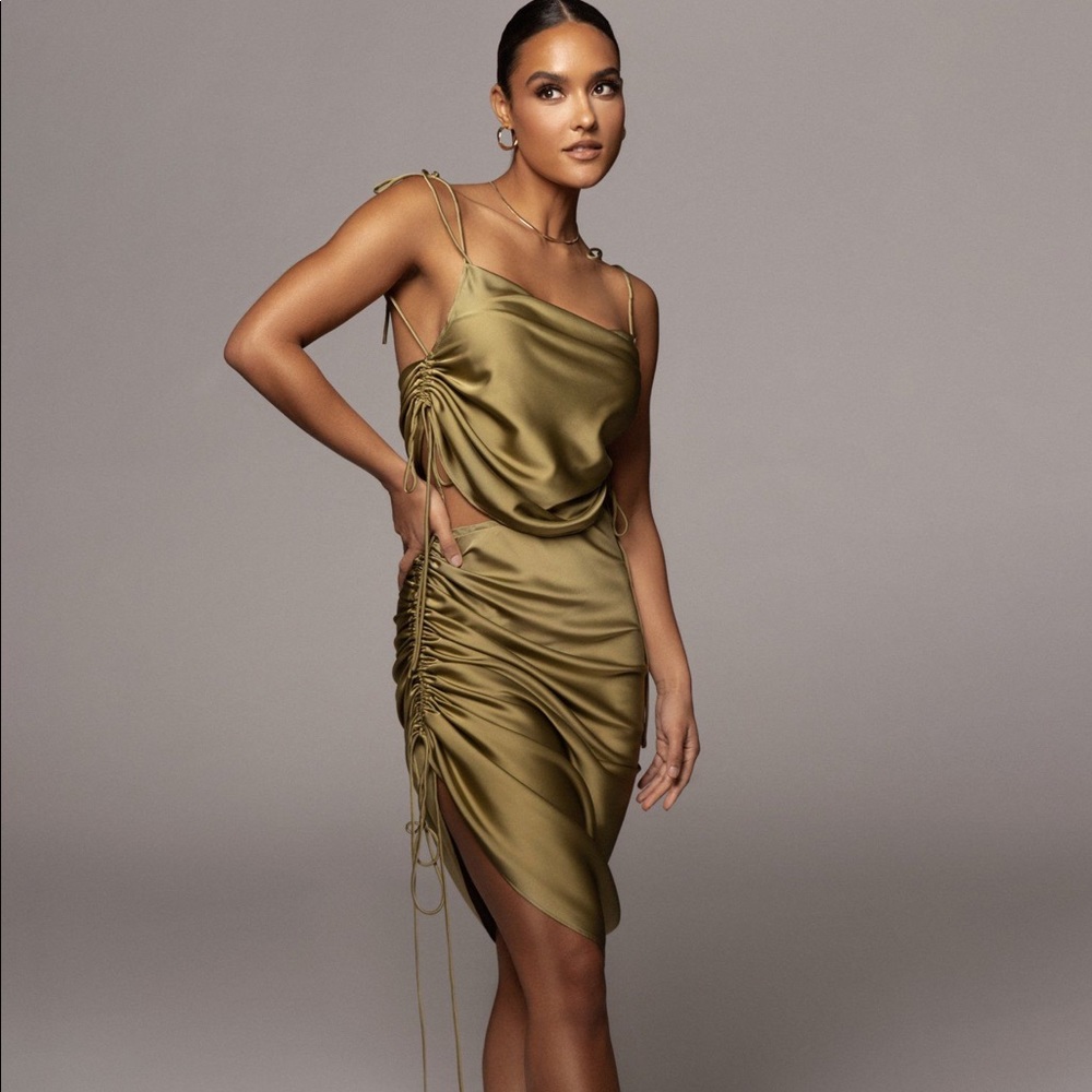 JLUXLABEL Olive So Satin Ruched Set